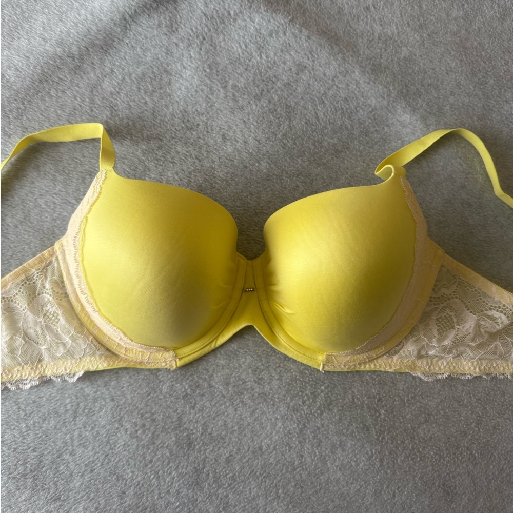 Victoria's Secret Fabulous Lined Demi Double Bra